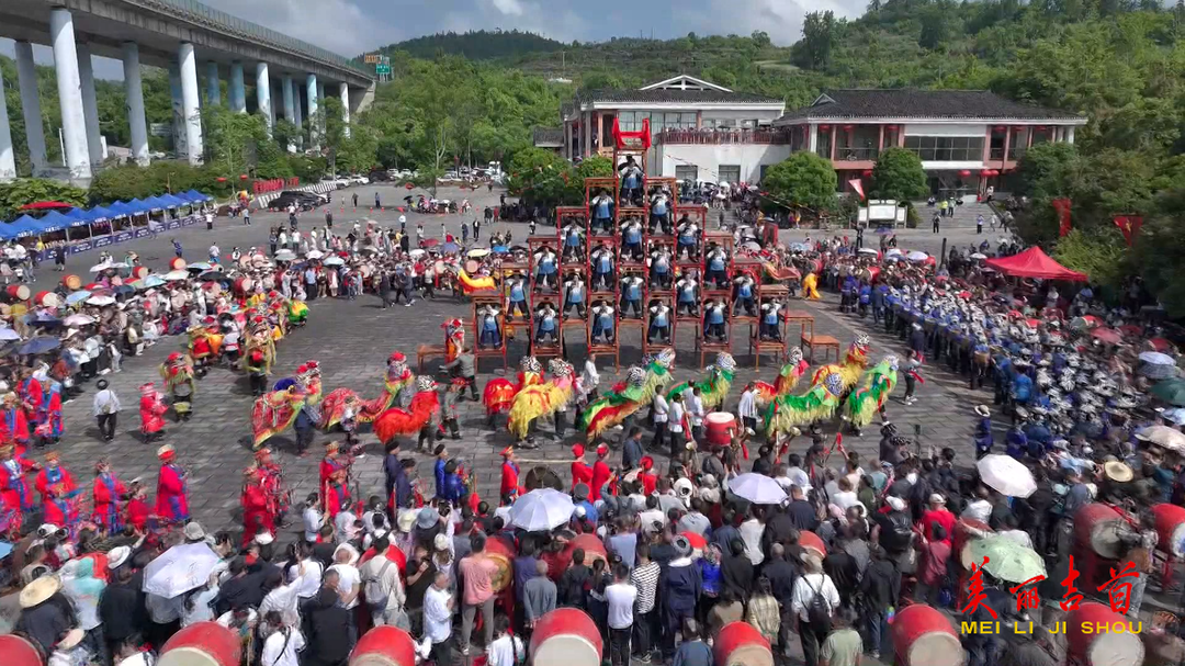 吉首苗族“四月八” 非遗狂欢韵味浓