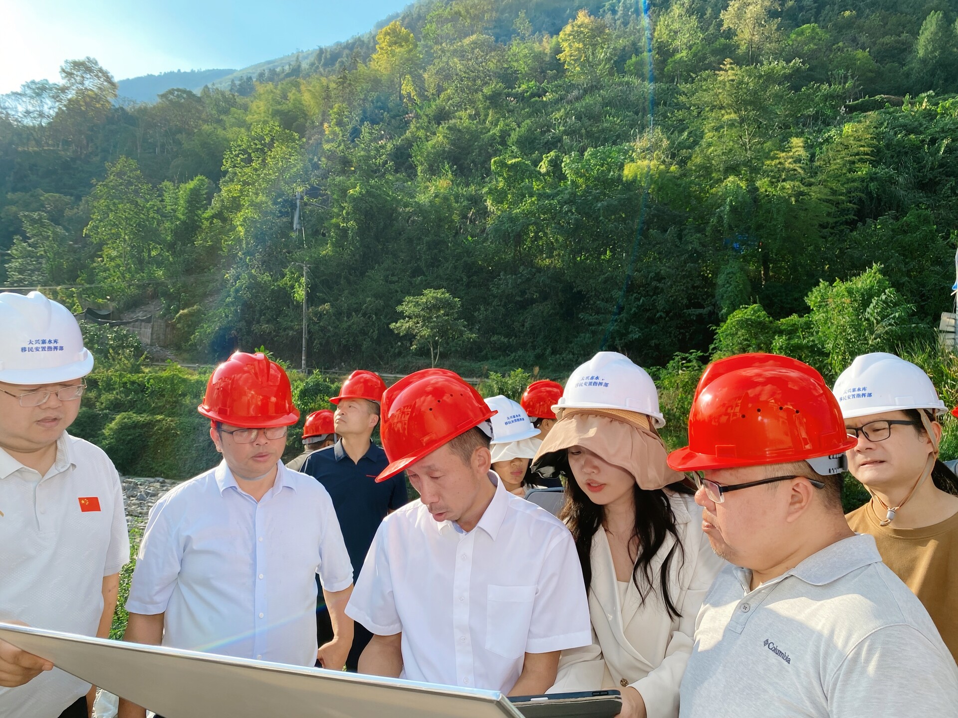 周立志调研大兴寨水库移民安置区建设工作