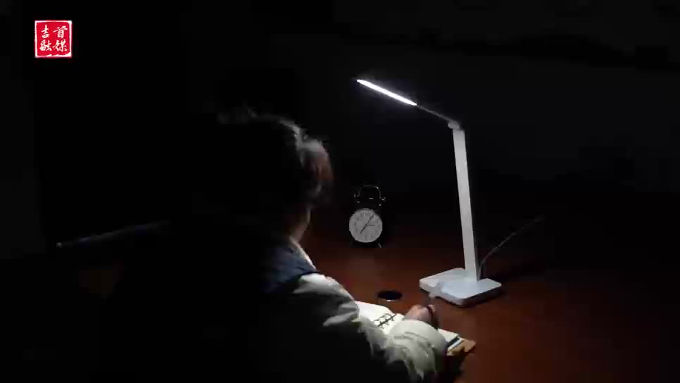 《网格员的一天 —— 让幸福满 “格”》